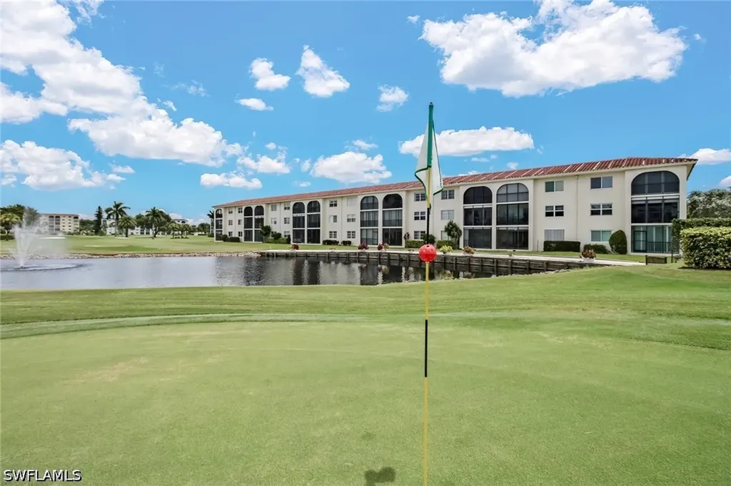 49 High Point Circle S Naples FL 34103