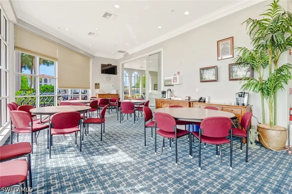 49 High Point Circle S Naples FL 34103