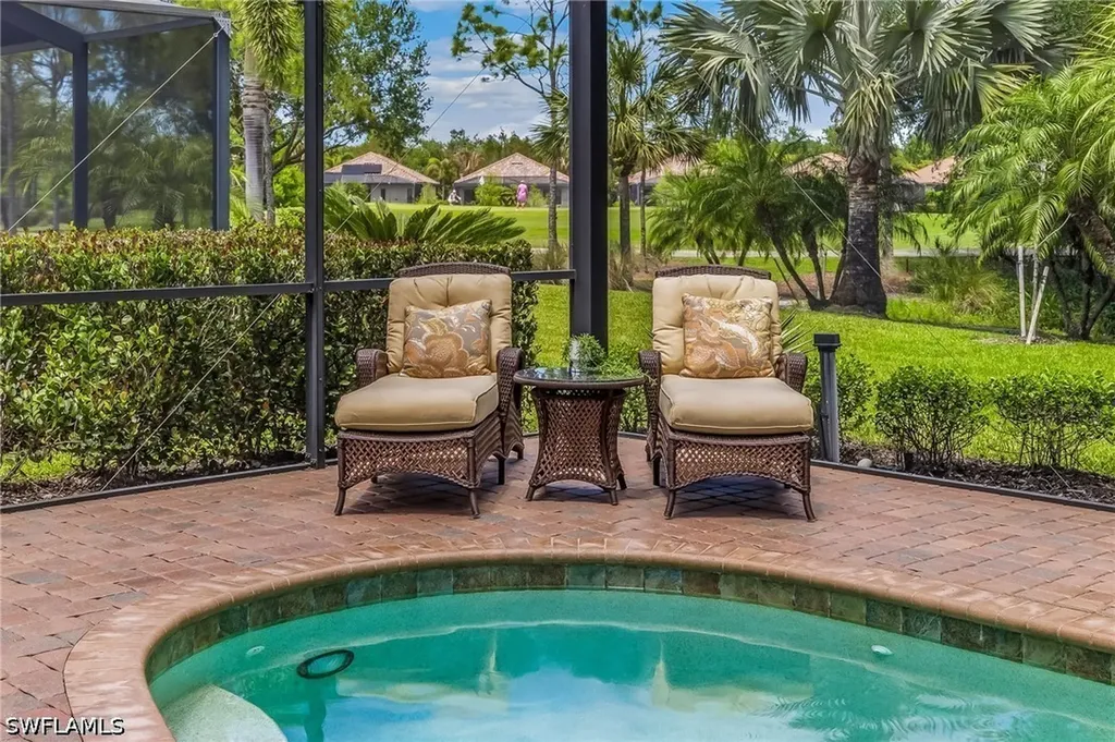 12614 Fenhurst Way Naples FL 34120