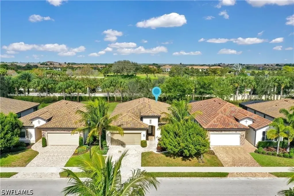 9204 Woodhurst Drive Naples FL 34120