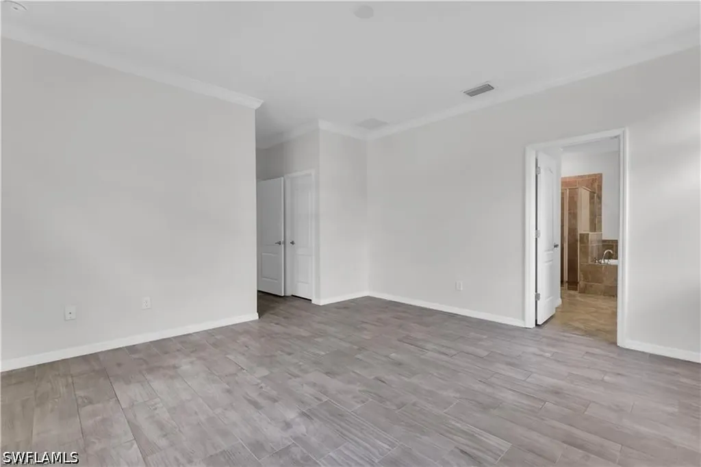 9204 Woodhurst Drive Naples FL 34120