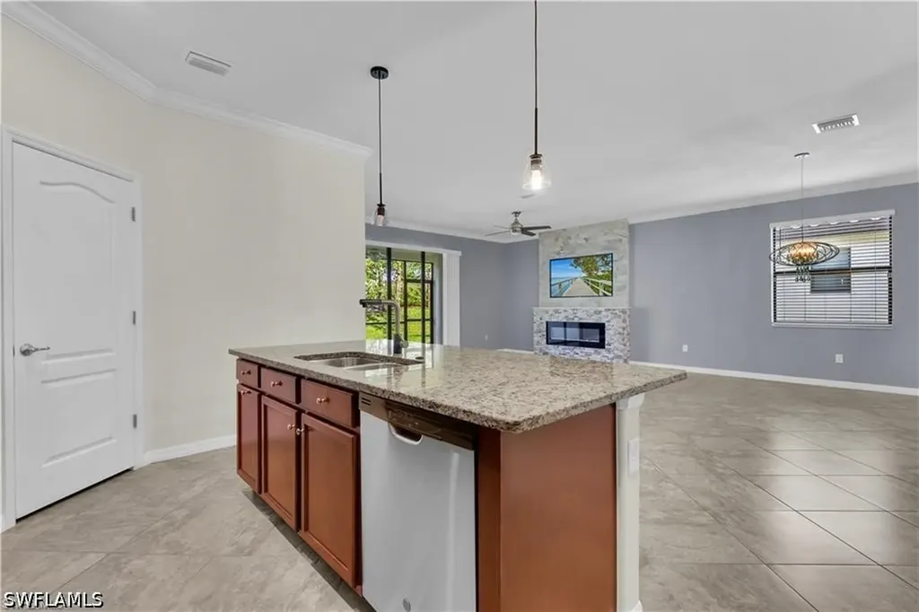 9204 Woodhurst Drive Naples FL 34120