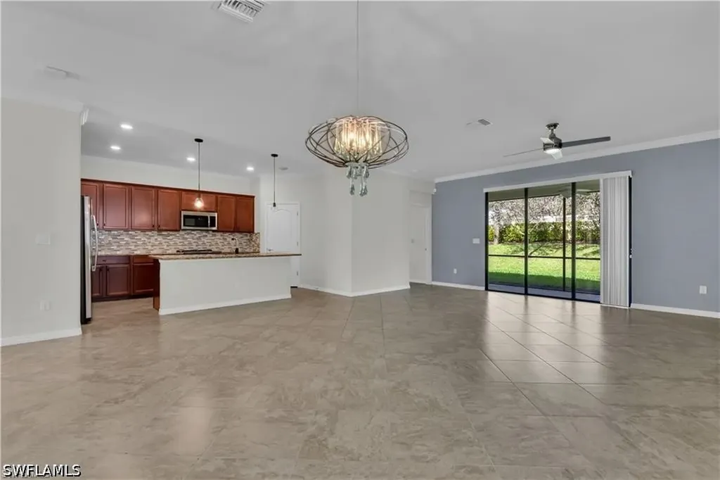 9204 Woodhurst Drive Naples FL 34120