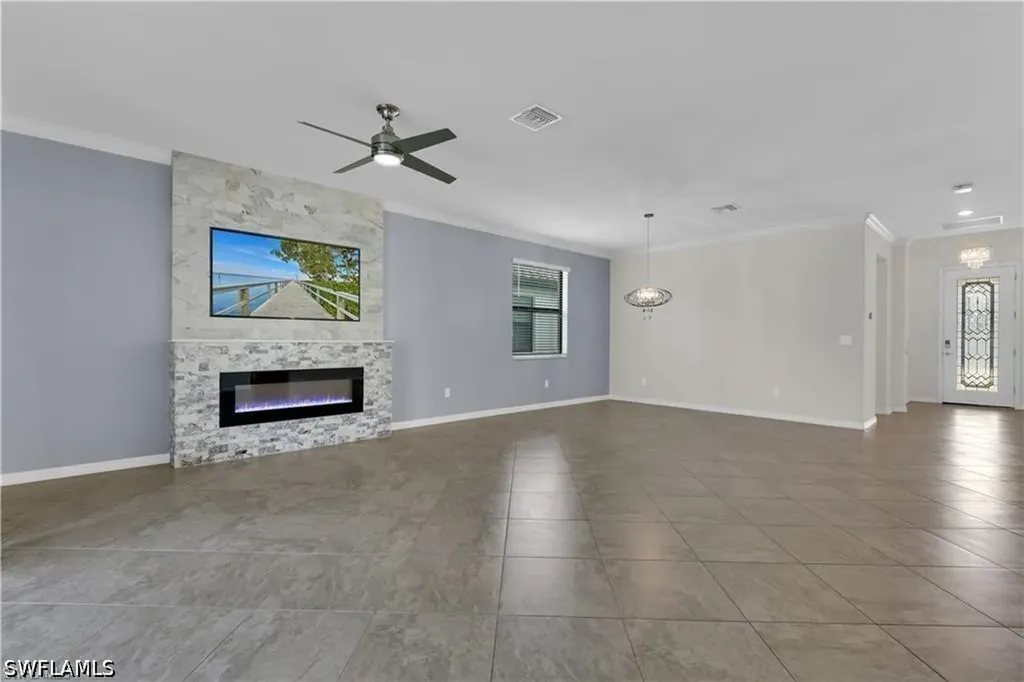 9204 Woodhurst Drive Naples FL 34120