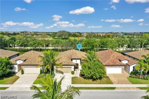 9204 Woodhurst Drive Naples FL 34120