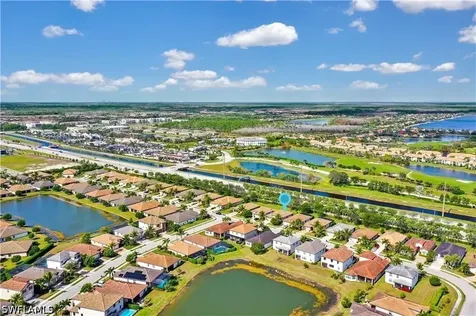 9204 Woodhurst Drive Naples FL 34120