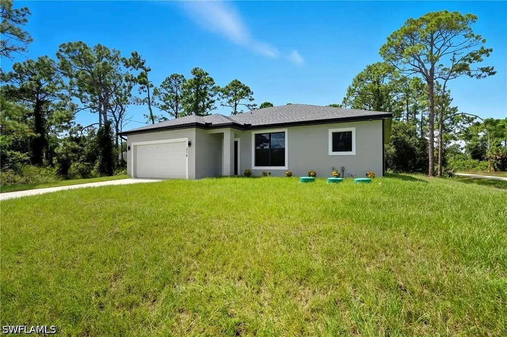 216 Ogden Avenue S Lehigh Acres FL 33974