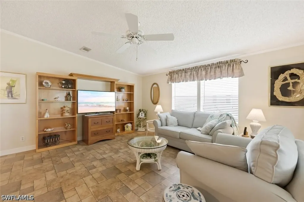 102 Estelle Drive Naples FL 34112