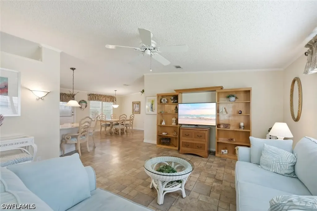 102 Estelle Drive Naples FL 34112