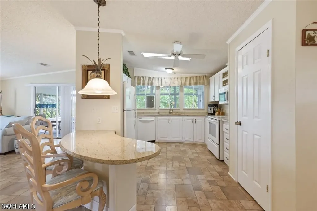 102 Estelle Drive Naples FL 34112