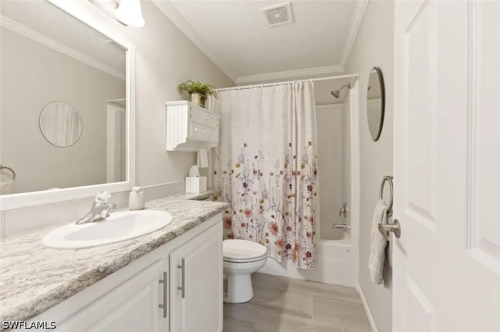 36 Le Mans Drive Naples FL 34112