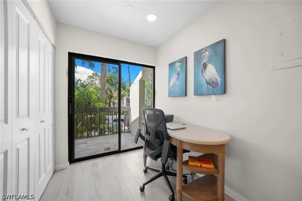 1808 Kings Lake Boulevard Naples FL 34112