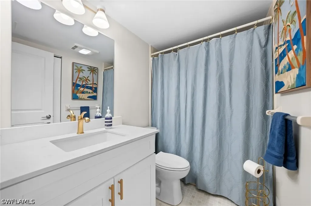 1808 Kings Lake Boulevard Naples FL 34112