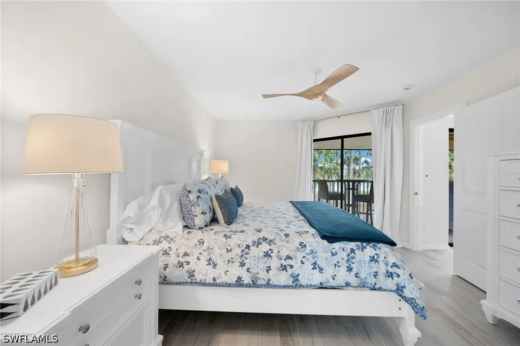 1808 Kings Lake Boulevard Naples FL 34112