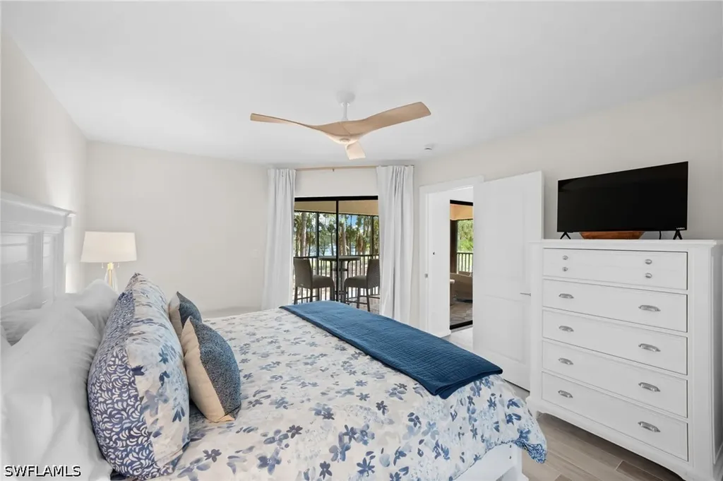 1808 Kings Lake Boulevard Naples FL 34112