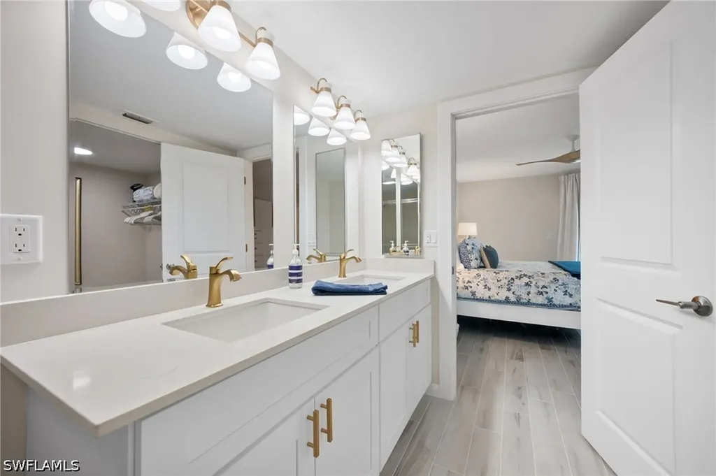 1808 Kings Lake Boulevard Naples FL 34112