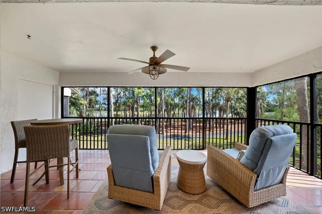 1808 Kings Lake Boulevard Naples FL 34112