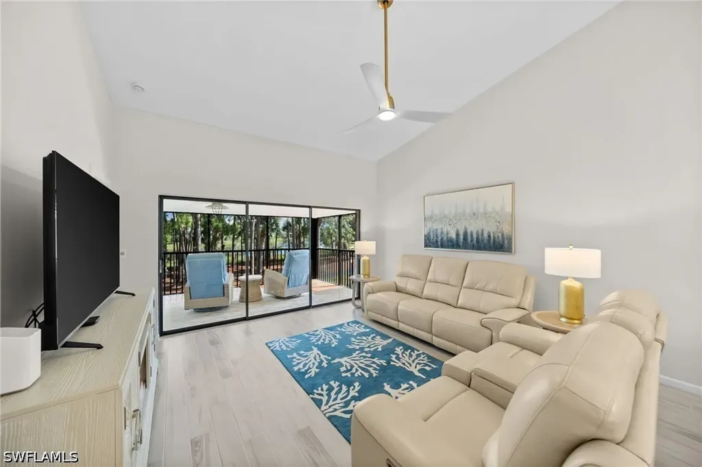 1808 Kings Lake Boulevard Naples FL 34112