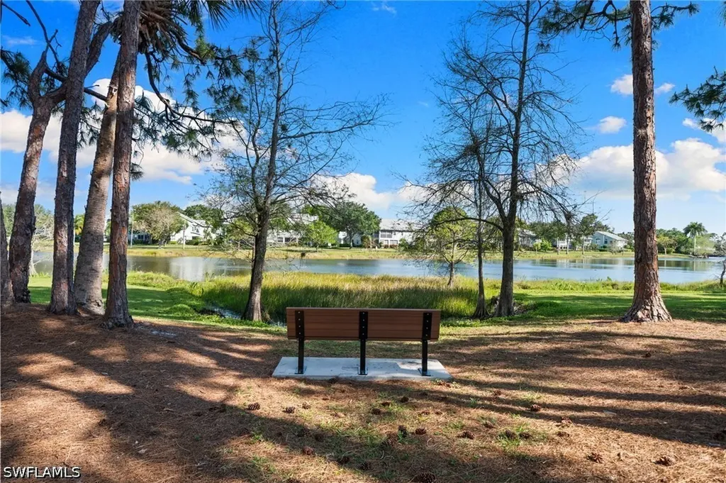1808 Kings Lake Boulevard Naples FL 34112