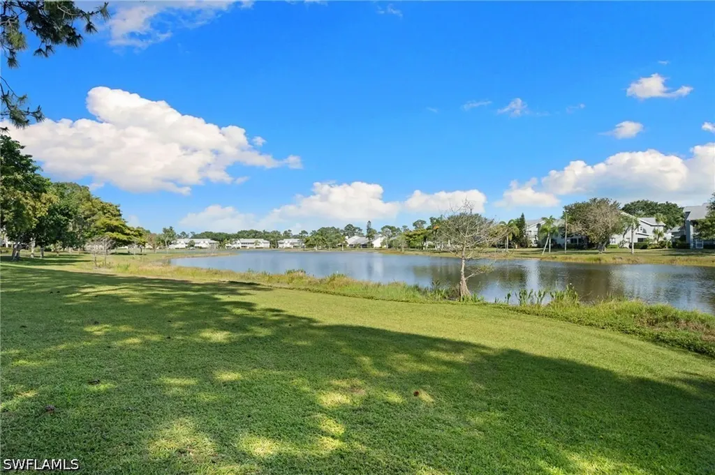 1808 Kings Lake Boulevard Naples FL 34112