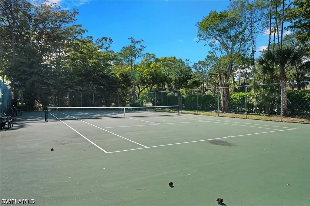 1808 Kings Lake Boulevard Naples FL 34112