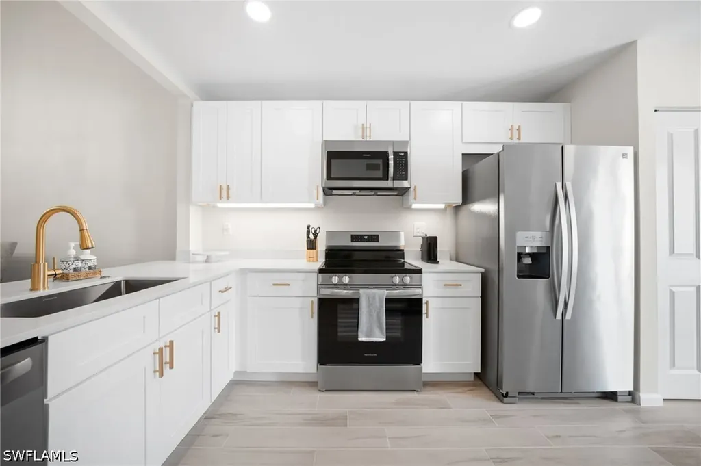 1808 Kings Lake Boulevard Naples FL 34112
