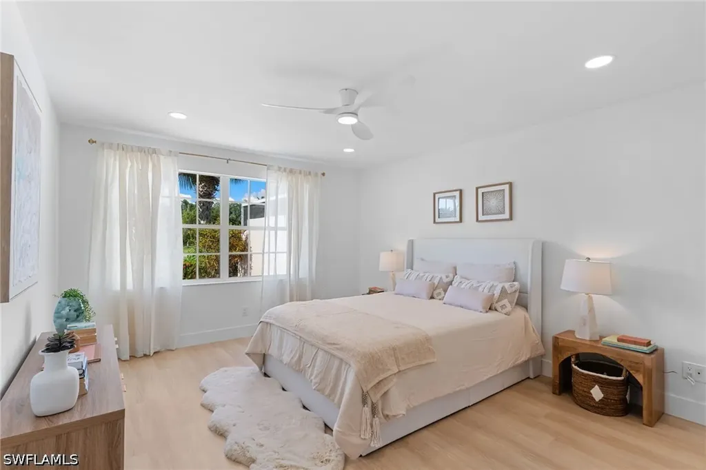 3149 Andorra Court Naples FL 34109