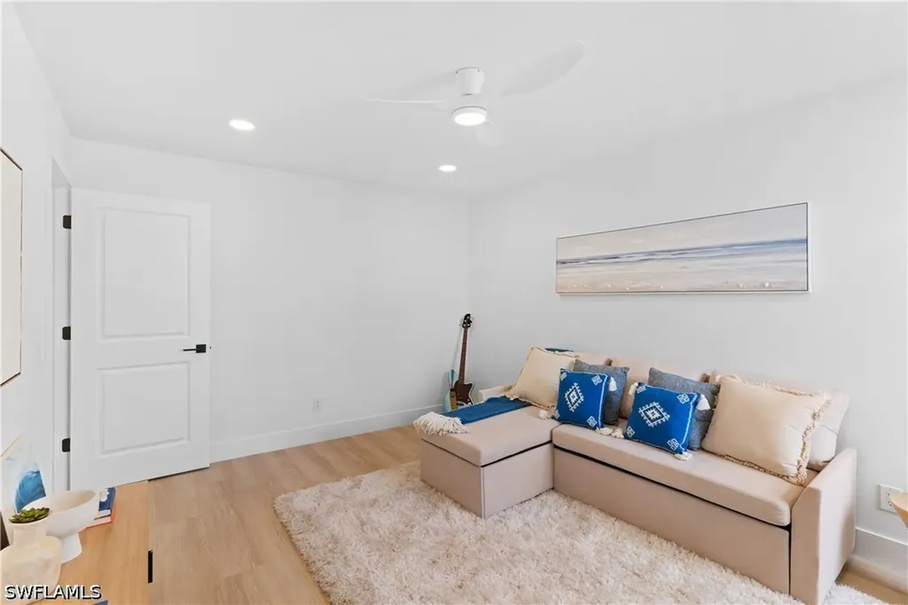 3149 Andorra Court Naples FL 34109