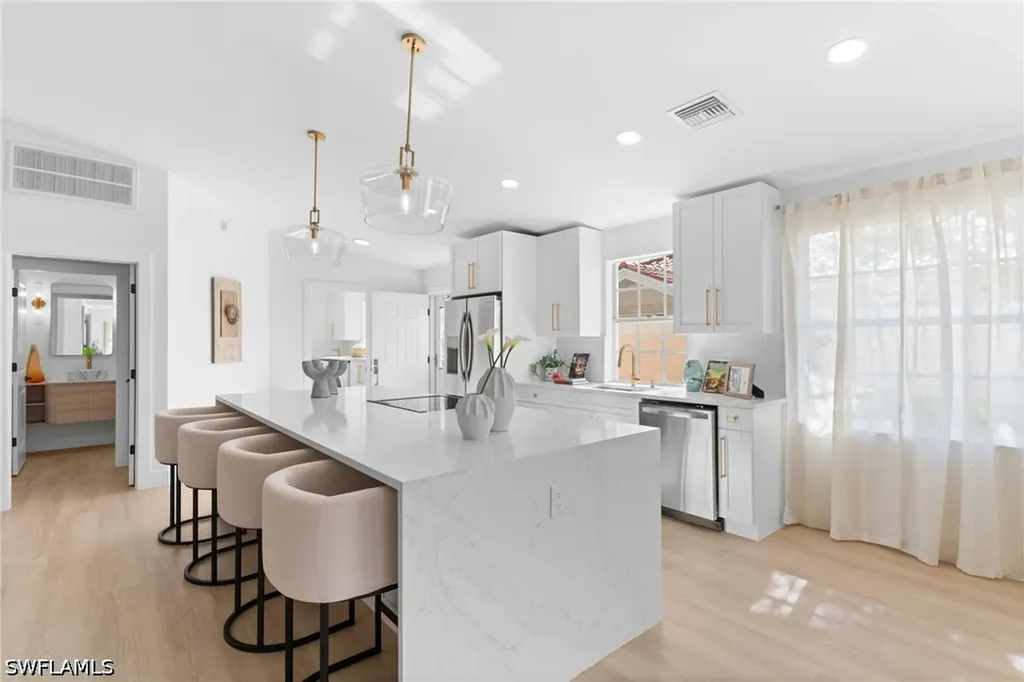 3149 Andorra Court Naples FL 34109
