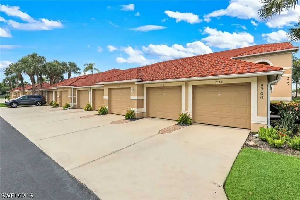 2760 Cypress Trace Circle Naples FL 34119