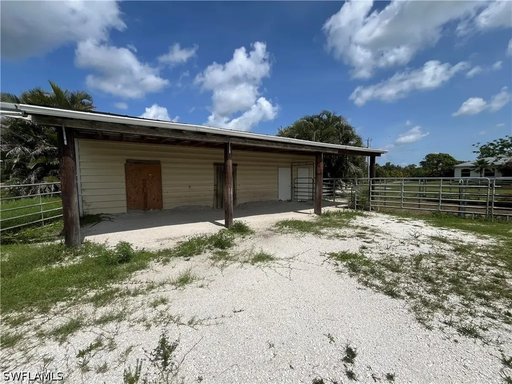 10551 Deal Road North Fort Myers FL 33917