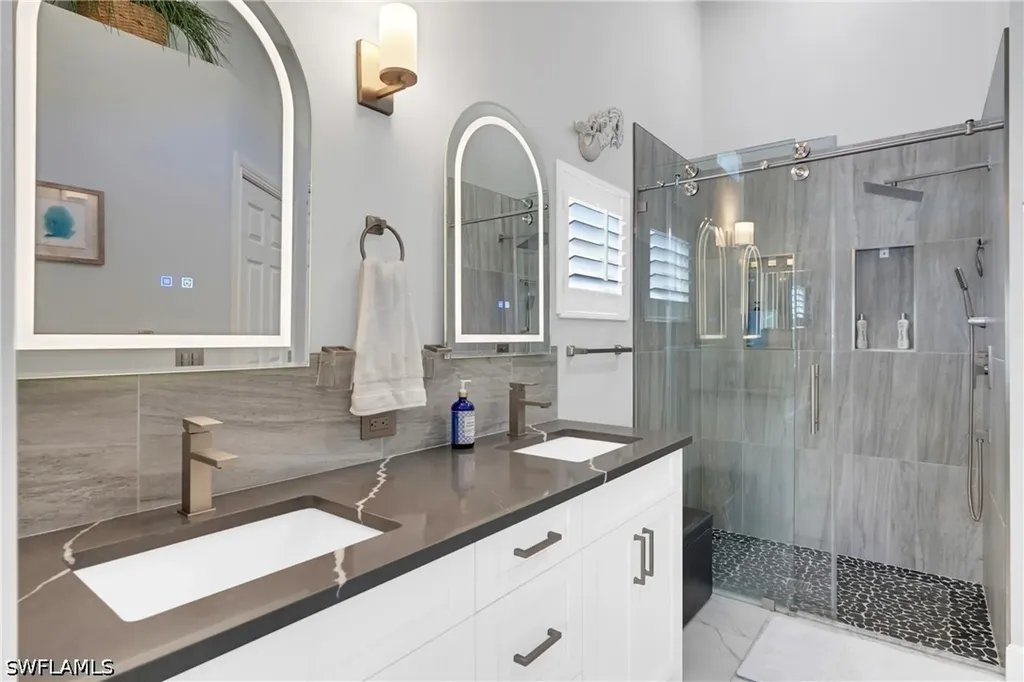 8670 Mustang Drive Naples FL 34113