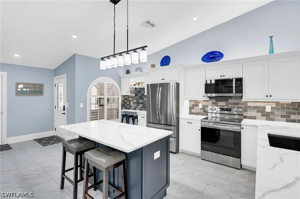 8670 Mustang Drive Naples FL 34113