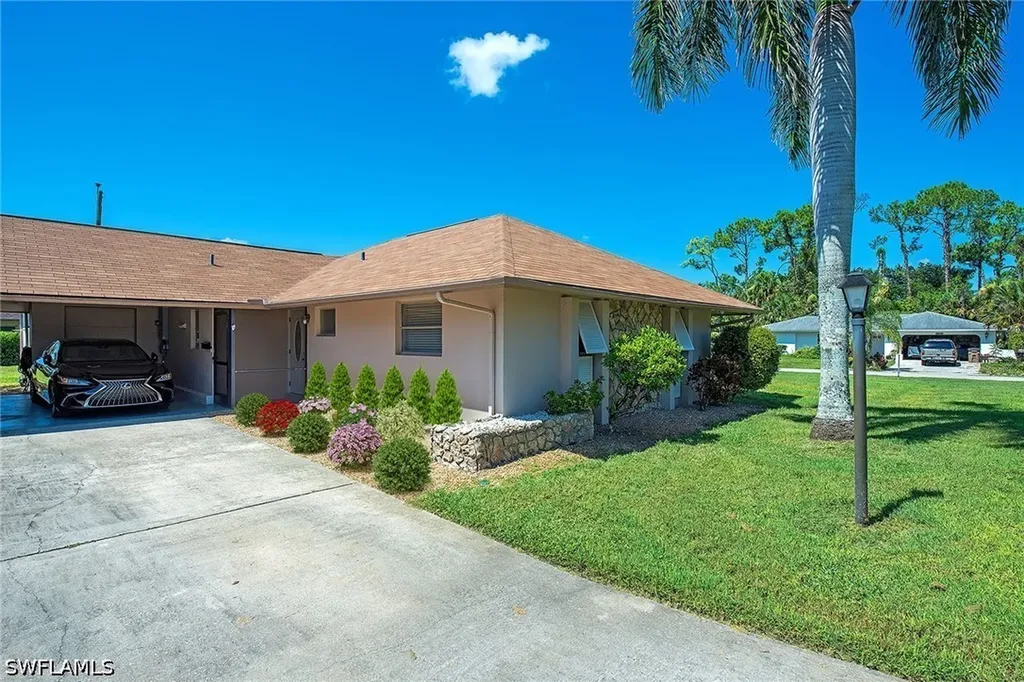 287 Rosewood Court Lehigh Acres FL 33936