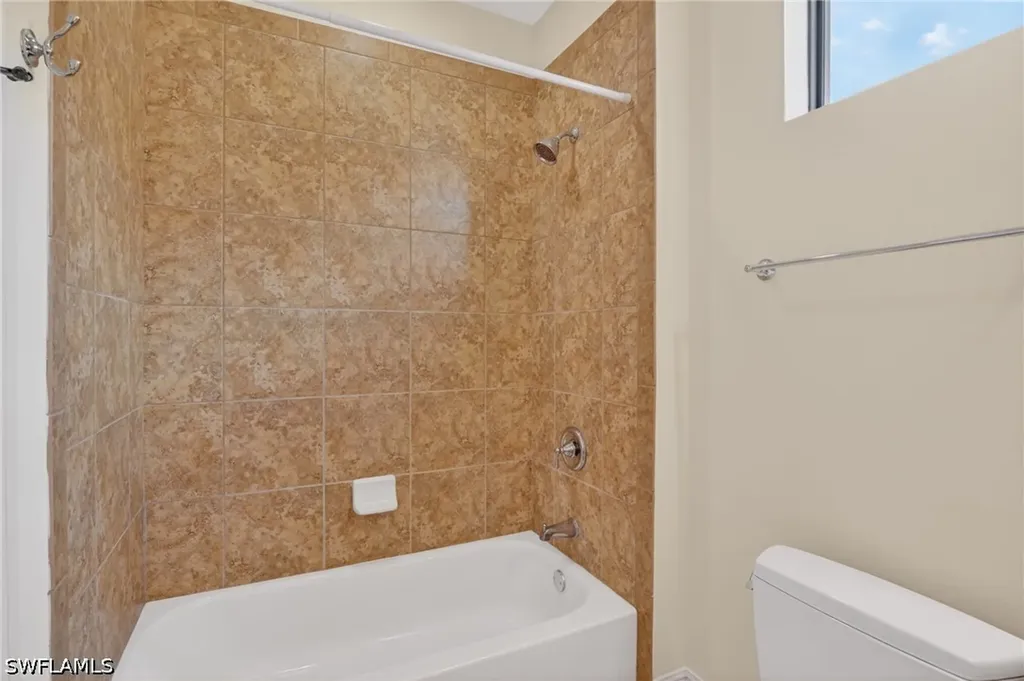 1454 Serrano Circle Naples FL 34105