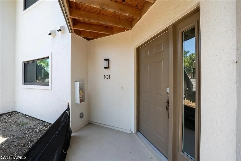 792 Eagle Creek Drive Naples FL 34113