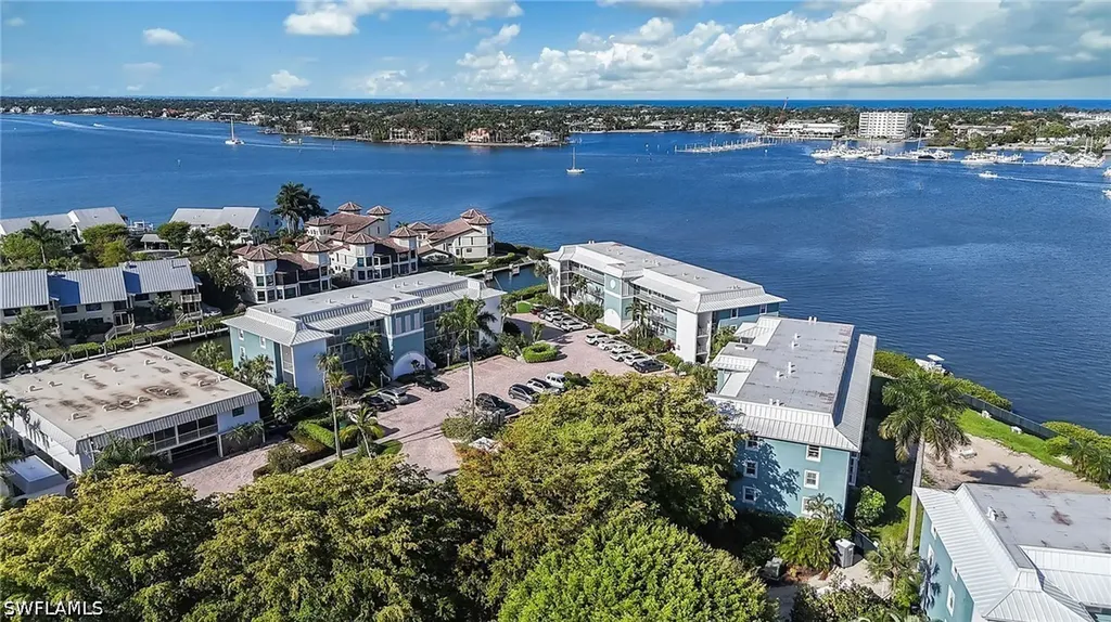 1200 Blue Point Avenue Naples FL 34102