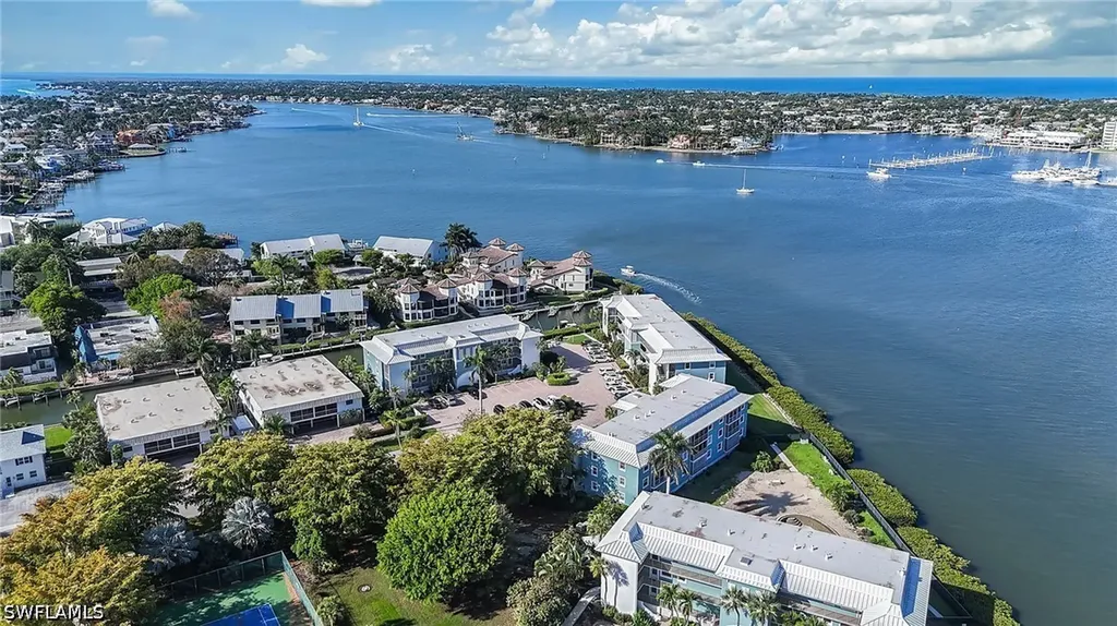 1200 Blue Point Avenue Naples FL 34102