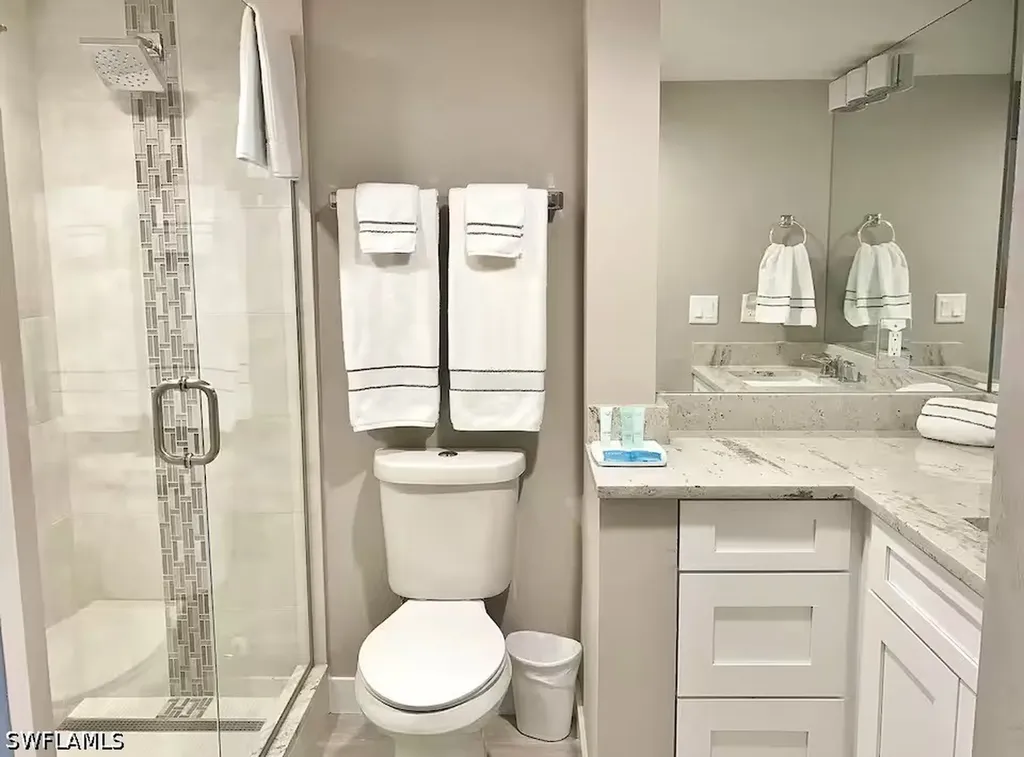 600 Neapolitan Way Naples FL 34103