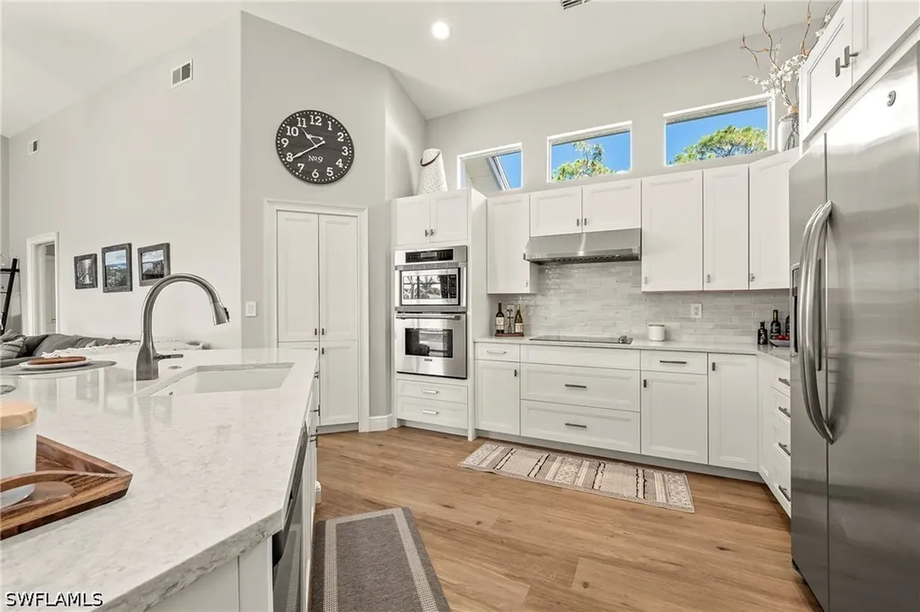1015 Tivoli Lane Naples FL 34104