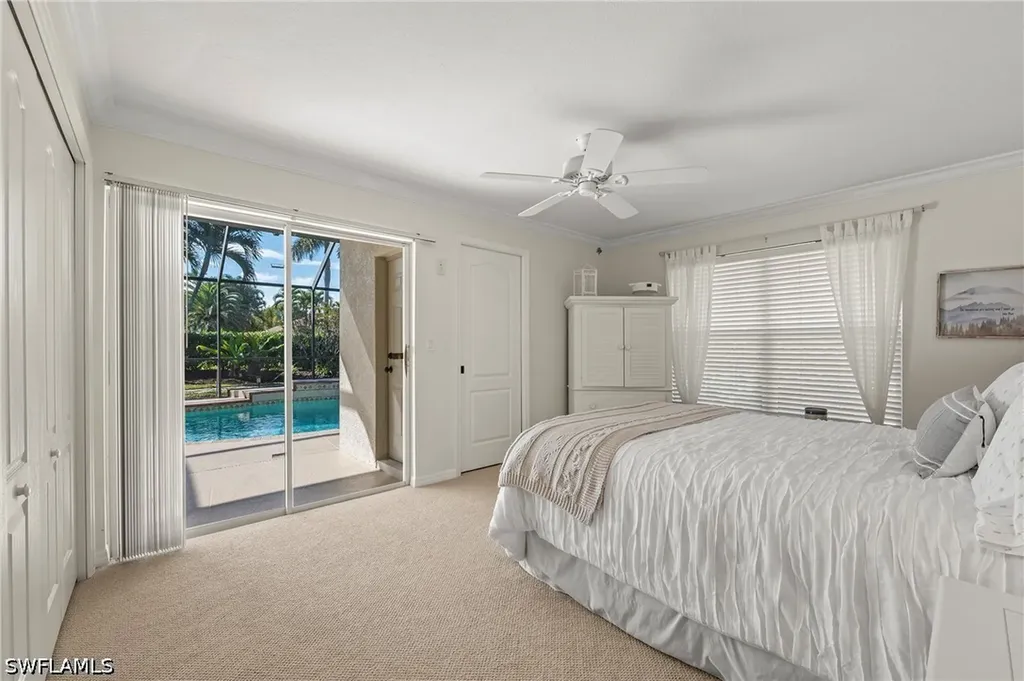 1015 Tivoli Lane Naples FL 34104