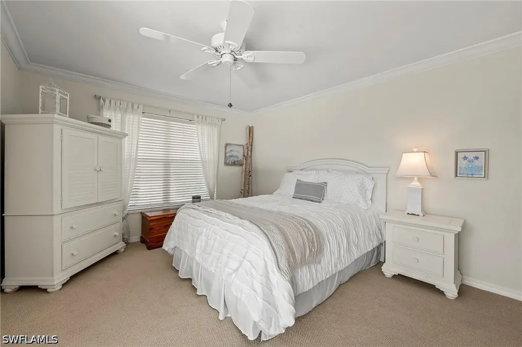 1015 Tivoli Lane Naples FL 34104