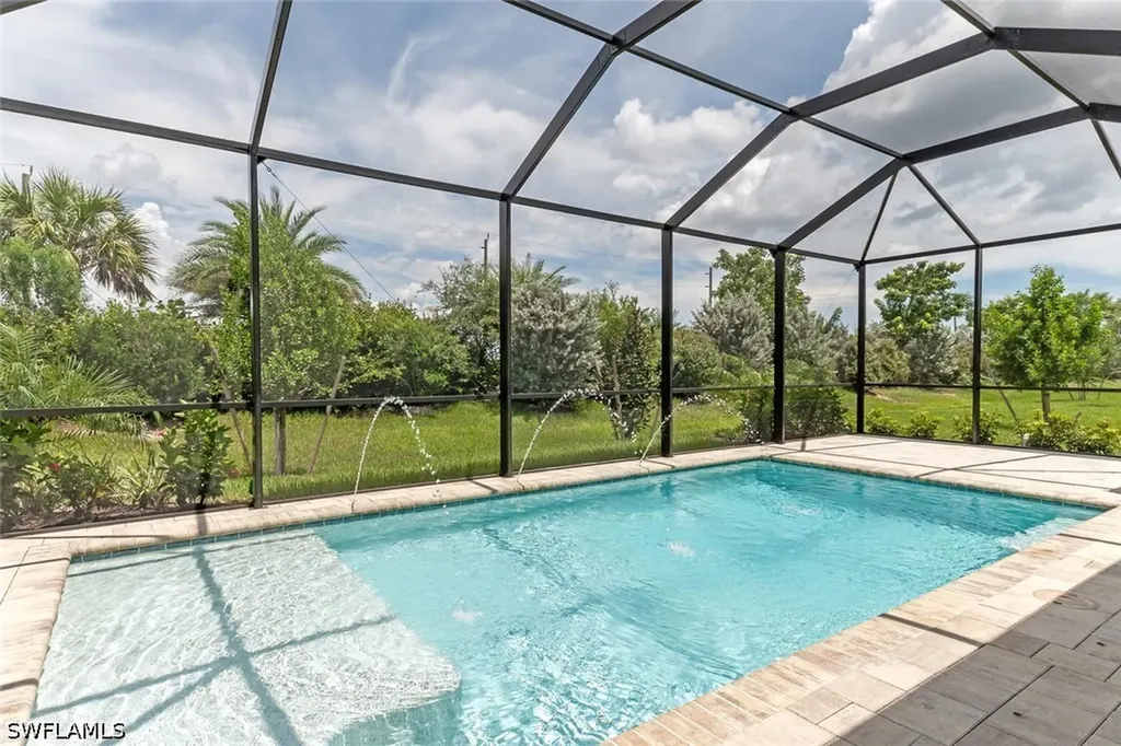 14586 Tropical Drive Naples FL 34114