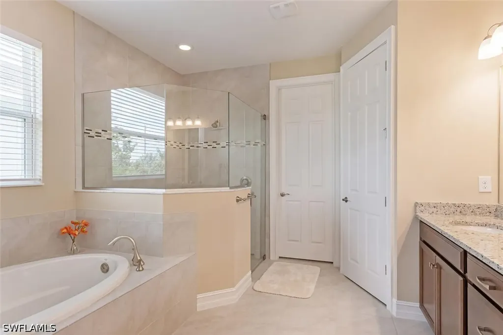 14586 Tropical Drive Naples FL 34114