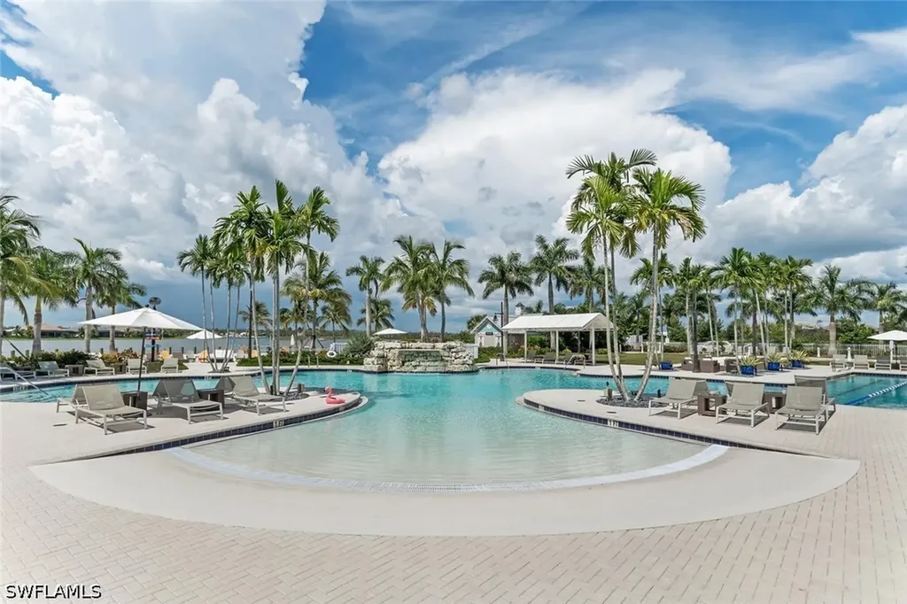 14586 Tropical Drive Naples FL 34114