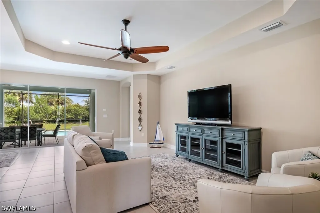 14586 Tropical Drive Naples FL 34114