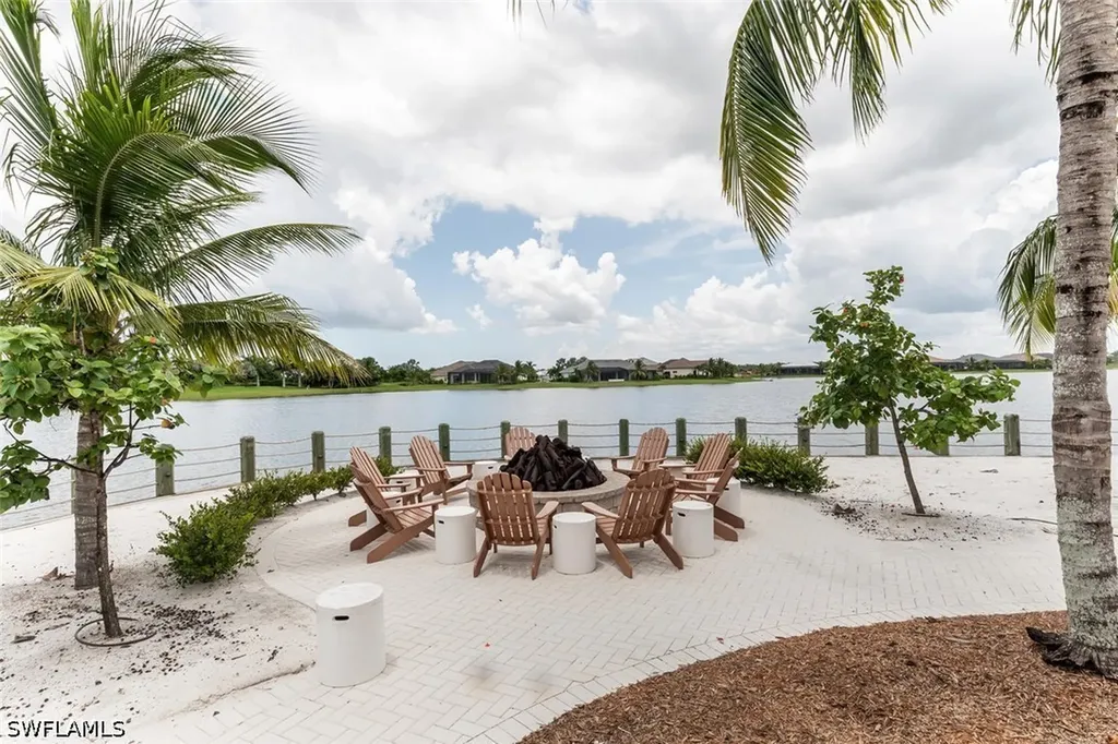 14586 Tropical Drive Naples FL 34114