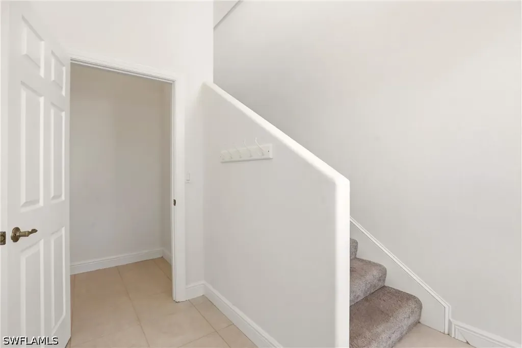 566 Vintage Reserve Lane Naples FL 34119