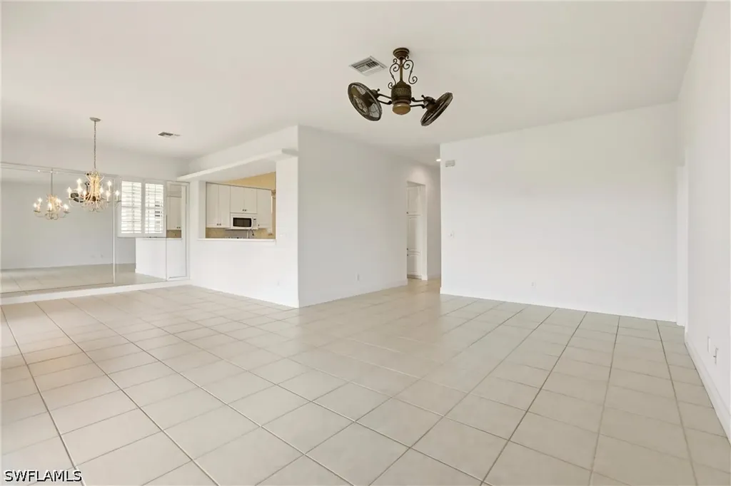 566 Vintage Reserve Lane Naples FL 34119