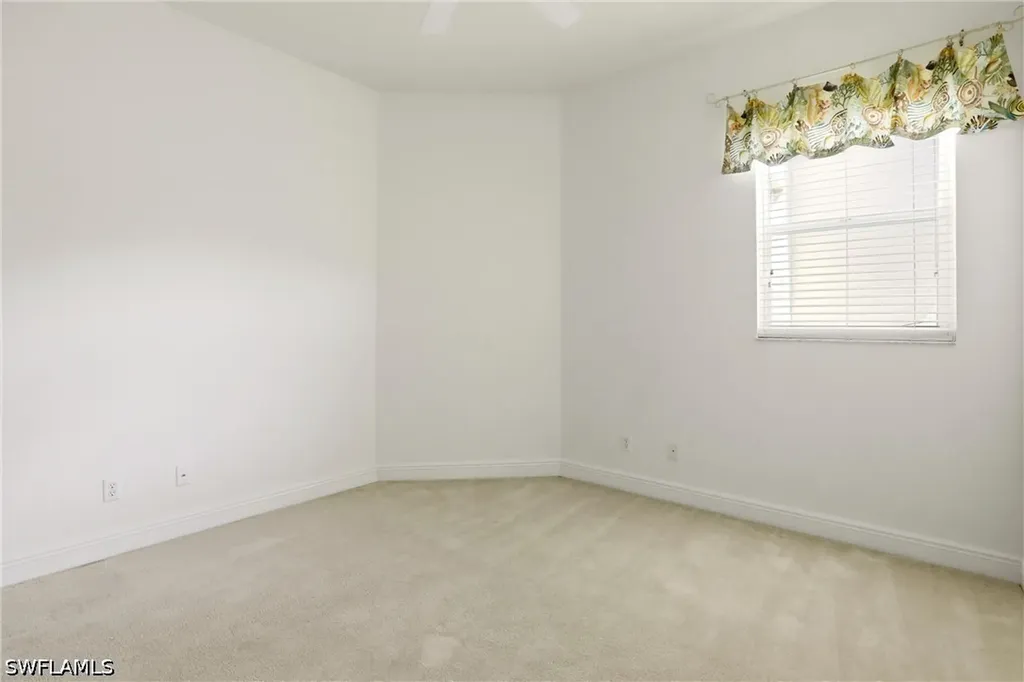 566 Vintage Reserve Lane Naples FL 34119